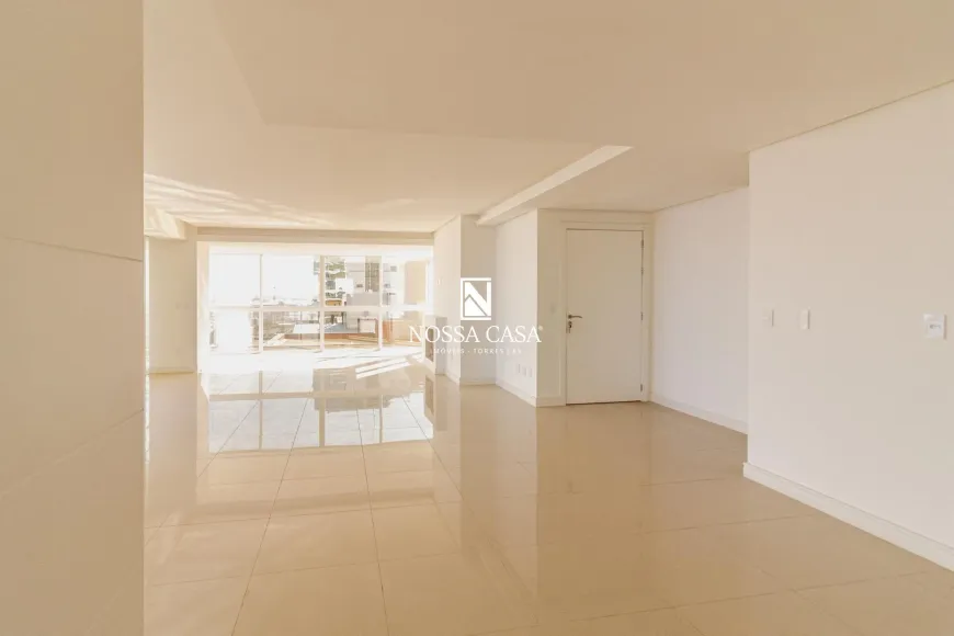 Foto 1 de Apartamento com 3 Quartos à venda, 202m² em Prainha, Torres