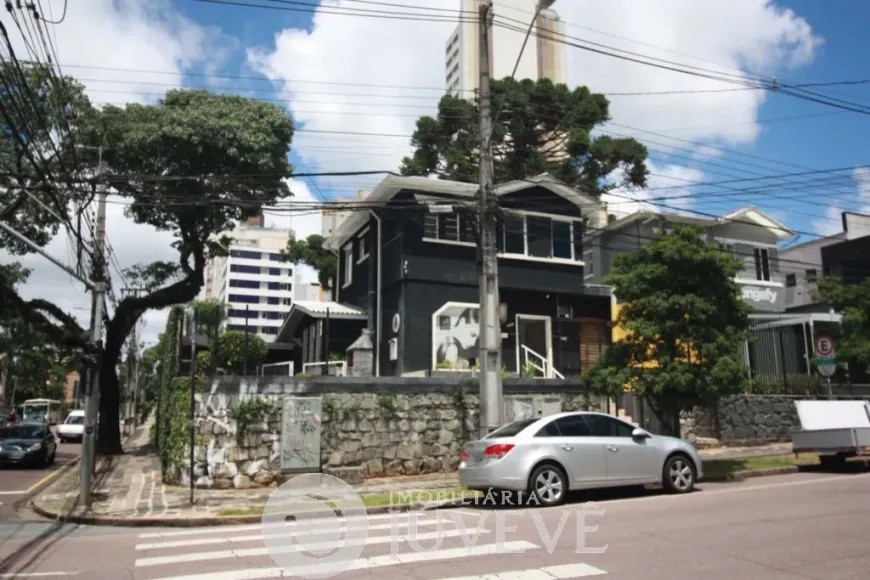 Foto 1 de Imóvel Comercial com 1 Quarto para alugar, 194m² em Juvevê, Curitiba