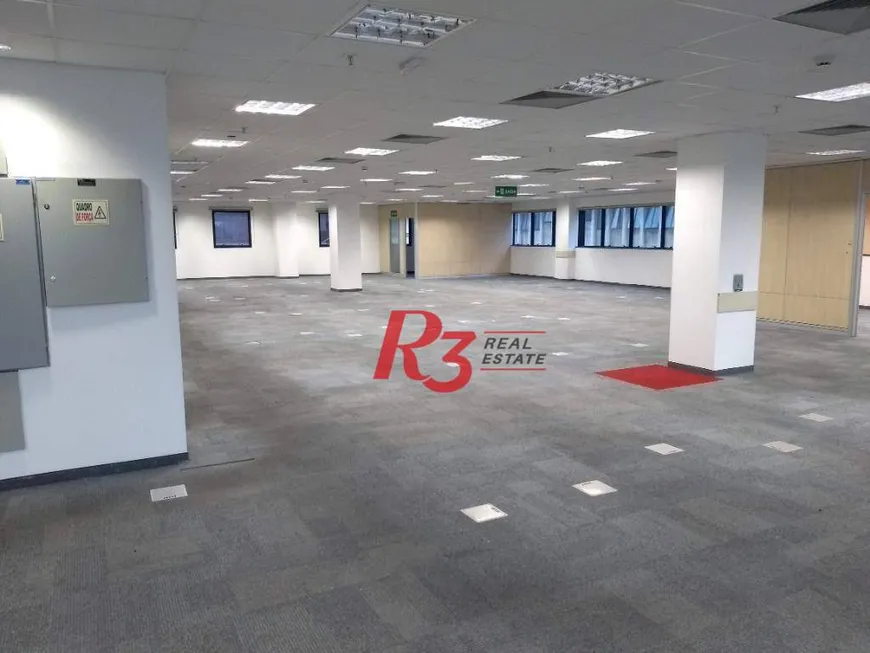 Foto 1 de Sala Comercial para alugar, 544m² em Gonzaga, Santos