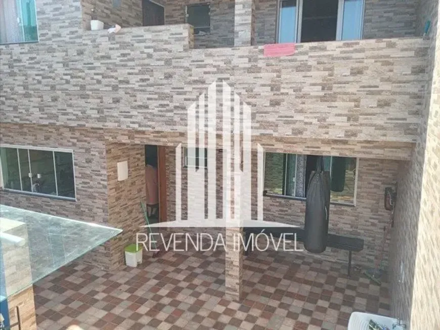 Foto 1 de Sobrado com 3 Quartos à venda, 240m² em Jardim Thelma, São Bernardo do Campo