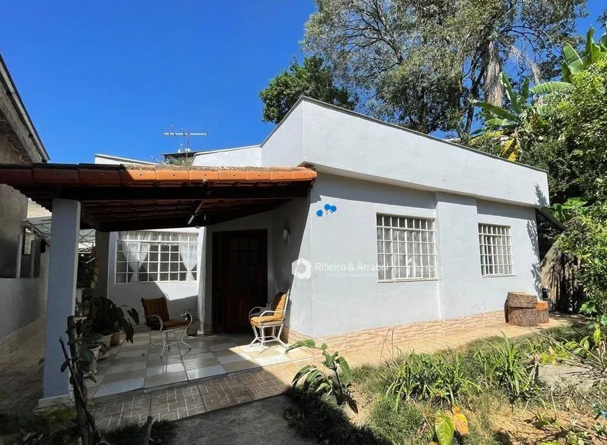Foto 1 de Casa com 2 Quartos à venda, 120m² em Centenário, Juiz de Fora