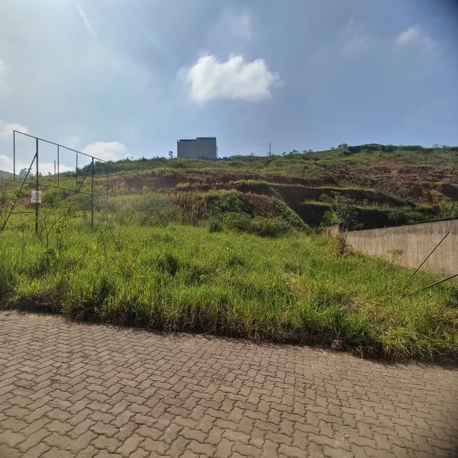 Foto 1 de Lote/Terreno à venda, 2000m² em Bairro de Fátima, Barra do Piraí