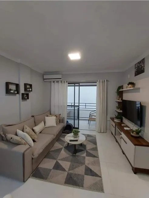 Foto 1 de Apartamento com 3 Quartos à venda, 95m² em Meia Praia, Itapema