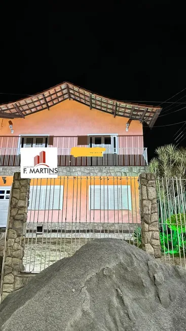 Foto 1 de Casa com 4 Quartos à venda, 280m² em Vila Santa Cecília, Volta Redonda