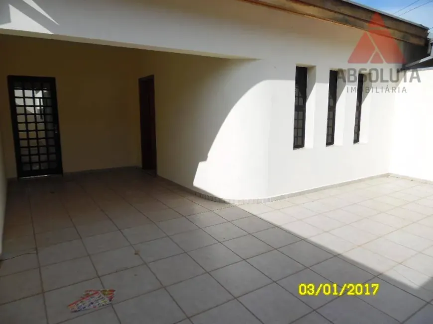 Foto 1 de Casa com 2 Quartos para alugar, 80m² em Jardim Paz, Americana