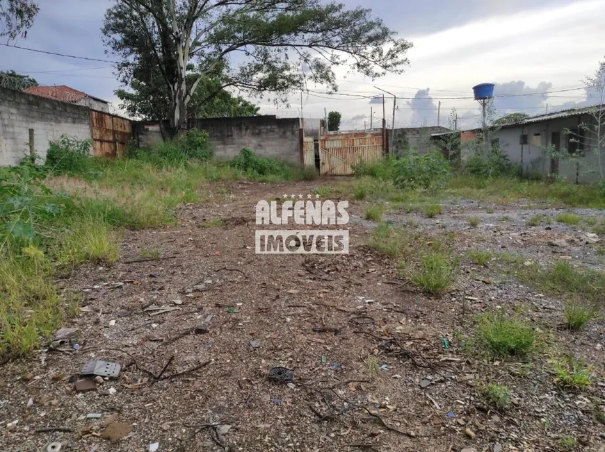 Foto 1 de Lote/Terreno à venda, 2400m² em Jardim Industrial, Contagem