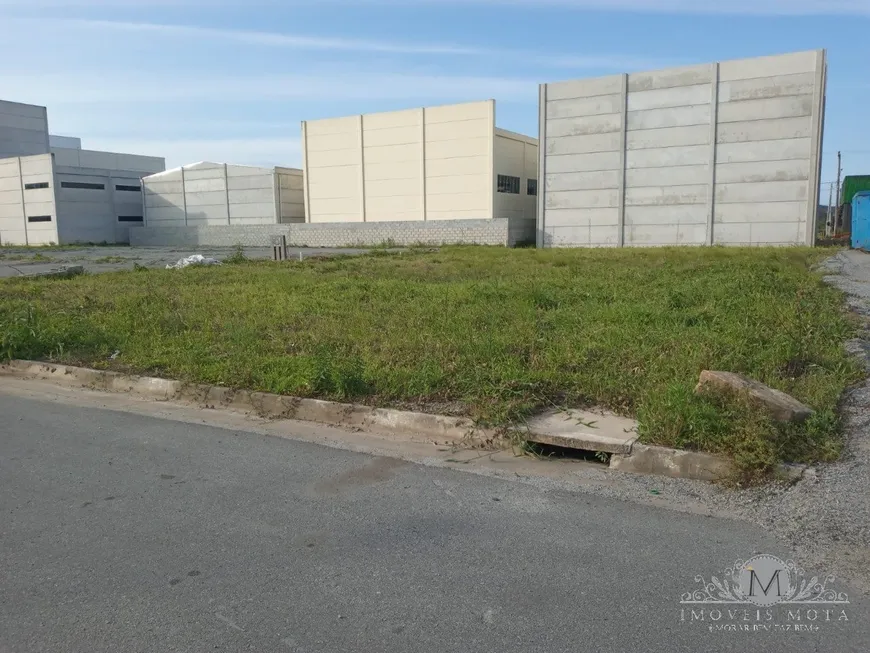 Foto 1 de Lote/Terreno à venda, 750m² em Sertao do Maruim, São José