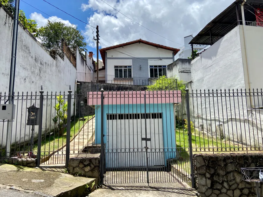 Foto 1 de Casa com 4 Quartos para venda ou aluguel, 103m² em São Mateus, Juiz de Fora