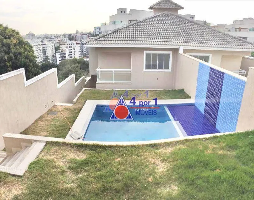 Foto 1 de Casa de Condomínio com 3 Quartos à venda, 316m² em Freguesia- Jacarepaguá, Rio de Janeiro