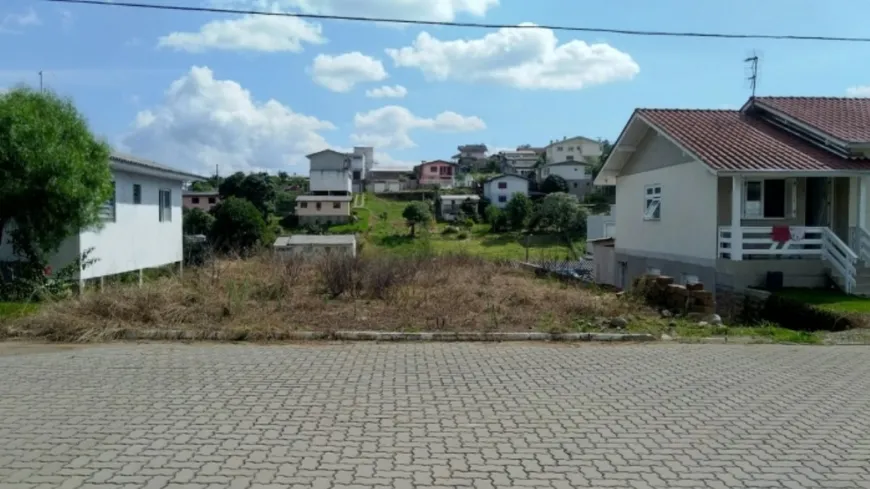 Foto 1 de Lote/Terreno à venda, 360m² em América, Farroupilha