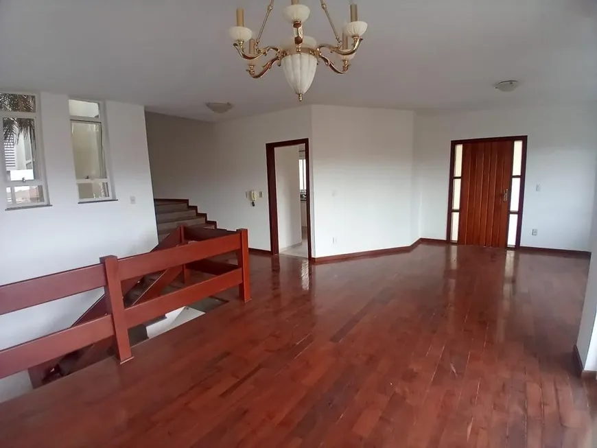 Foto 1 de Casa de Condomínio com 3 Quartos à venda, 210m² em Jardim Paranapanema, Campinas