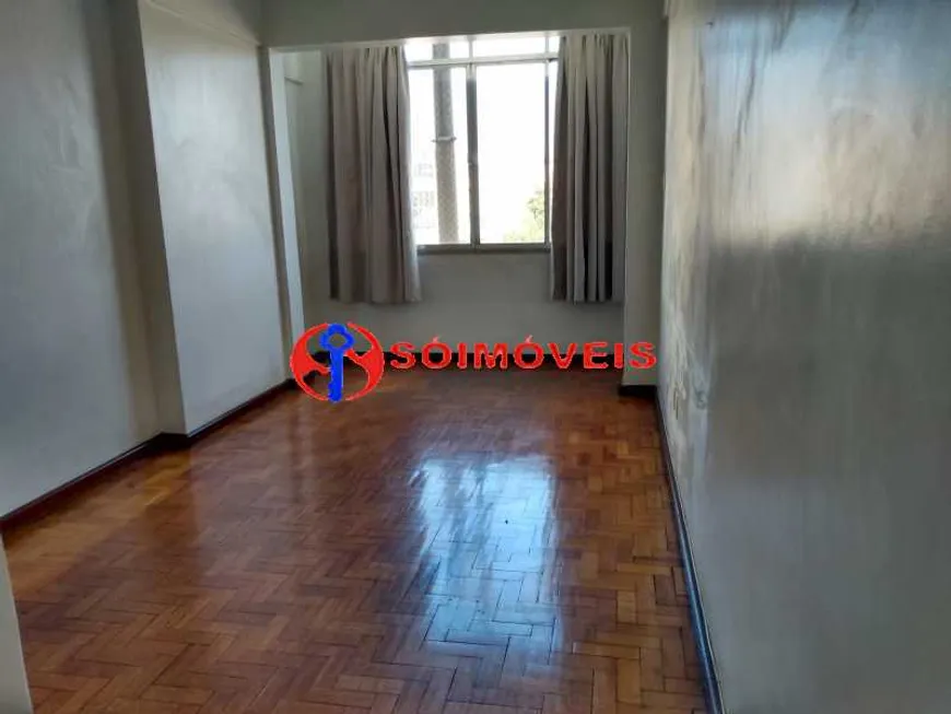 Foto 1 de Apartamento com 1 Quarto à venda, 42m² em Praça da Bandeira, Rio de Janeiro