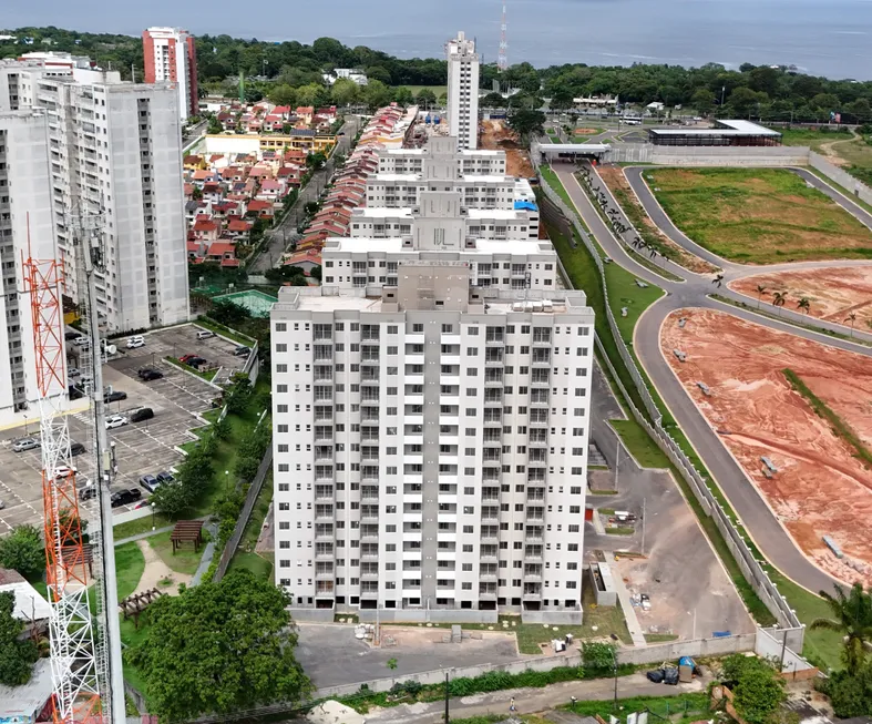 Foto 1 de Apartamento com 2 Quartos à venda, 49m² em Ponta Negra, Manaus