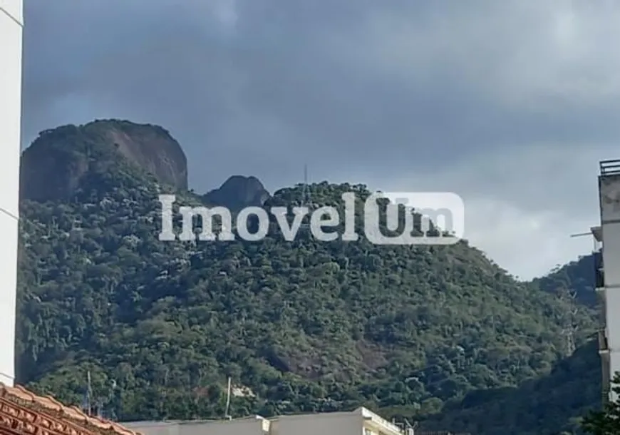 Foto 1 de Casa com 5 Quartos à venda, 210m² em Grajaú, Rio de Janeiro