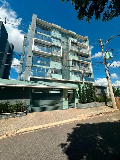 Foto 1 de Apartamento com 3 Quartos à venda, 178m² em Terras de Santa Marina, Mococa