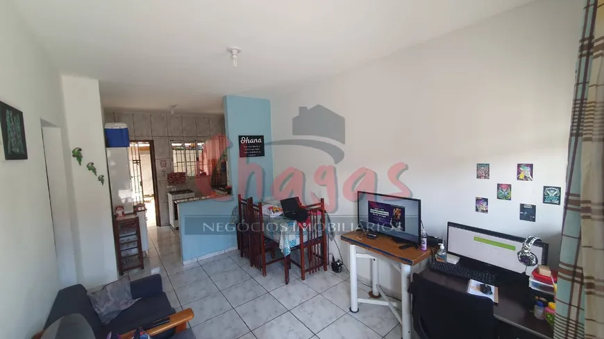 Foto 1 de Casa com 2 Quartos à venda, 70m² em Martim de Sa, Caraguatatuba