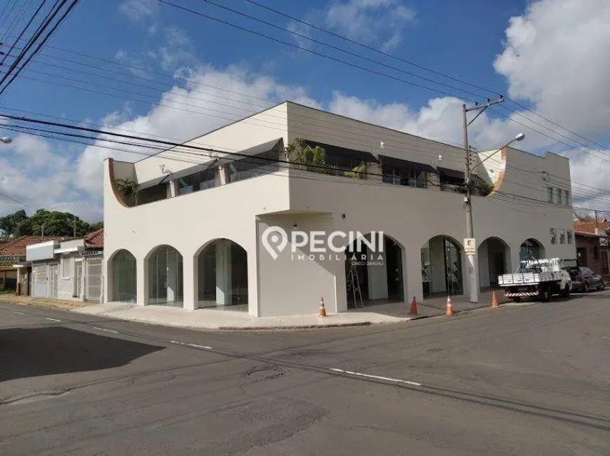 Foto 1 de Galpão/Depósito/Armazém à venda, 1000m² em Centro, Rio Claro