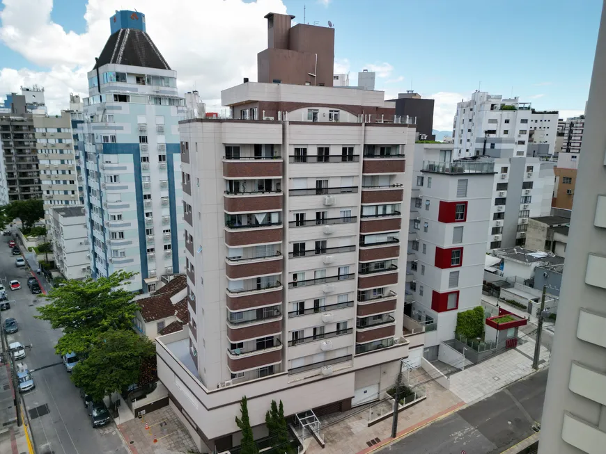 Foto 1 de Apartamento com 2 Quartos à venda, 83m² em Centro, Florianópolis