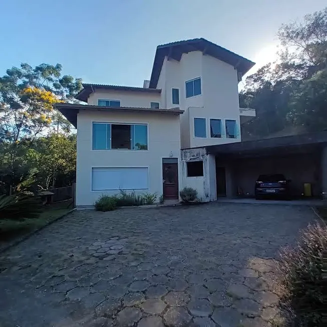 Foto 1 de Casa de Condomínio com 4 Quartos à venda, 225m² em Trindade, Florianópolis