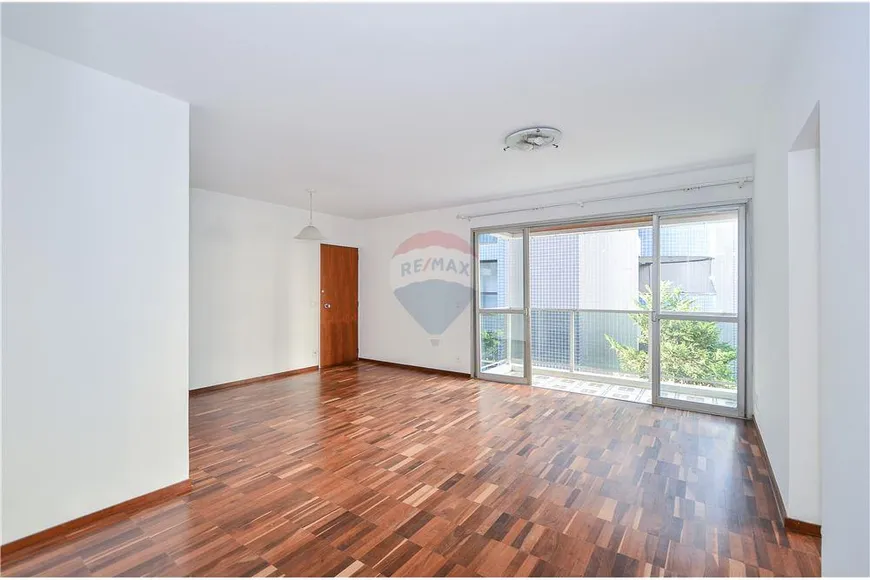 Foto 1 de Apartamento com 4 Quartos à venda, 114m² em Santa Cecília, São Paulo