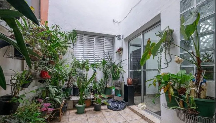 Foto 1 de Casa com 4 Quartos à venda, 183m² em Alto de Pinheiros, São Paulo