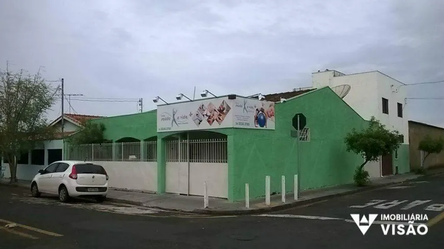 Foto 1 de Casa com 3 Quartos à venda, 178m² em Conjunto Cassio Rezende, Uberaba