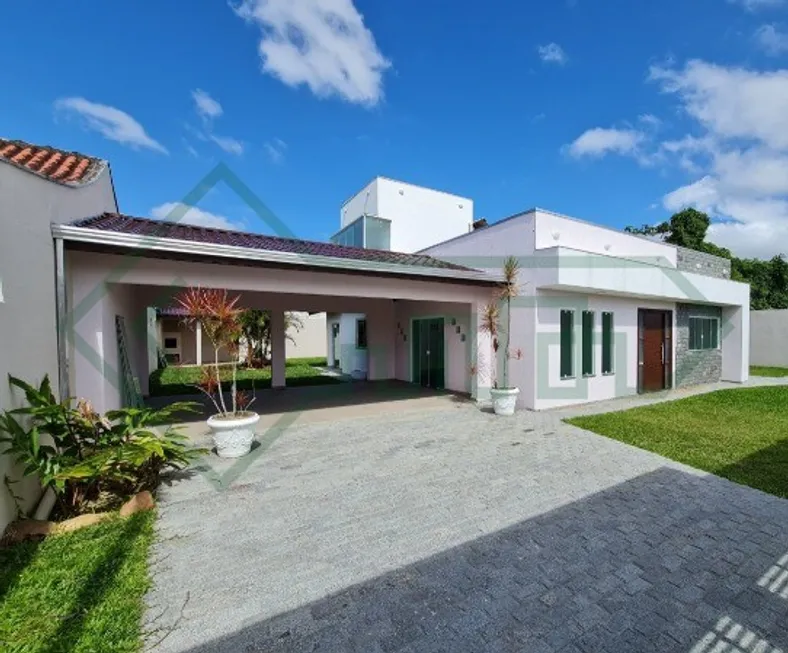 Foto 1 de Casa com 4 Quartos à venda, 123m² em Cambijú, Itapoá