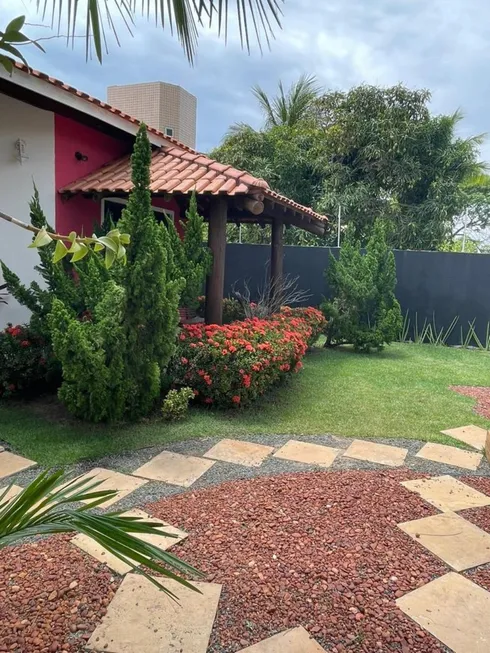 Foto 1 de Casa de Condomínio com 4 Quartos para venda ou aluguel, 300m² em Barra do Jacuípe, Camaçari