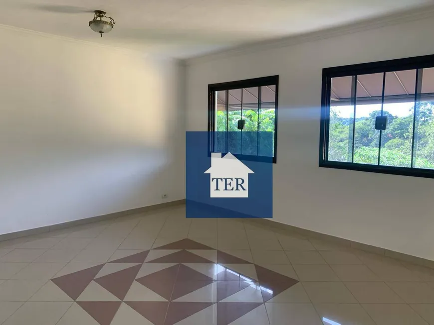 Foto 1 de Sobrado com 3 Quartos para venda ou aluguel, 230m² em Serra da Cantareira, Mairiporã
