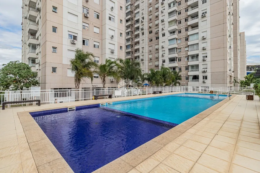 Foto 1 de Apartamento com 3 Quartos à venda, 66m² em Humaitá, Porto Alegre