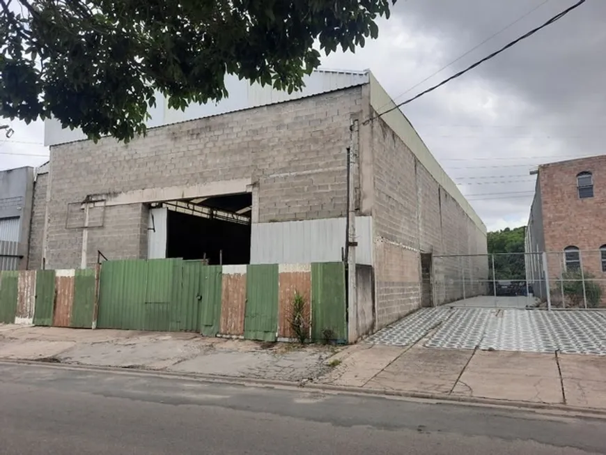 Foto 1 de Galpão/Depósito/Armazém à venda, 842m² em Jardim Ana Cláudia, Votorantim