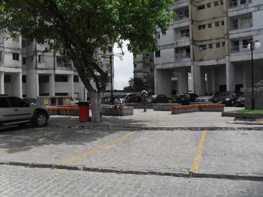 Foto 1 de Apartamento com 2 Quartos para alugar, 75m² em Várzea, Recife