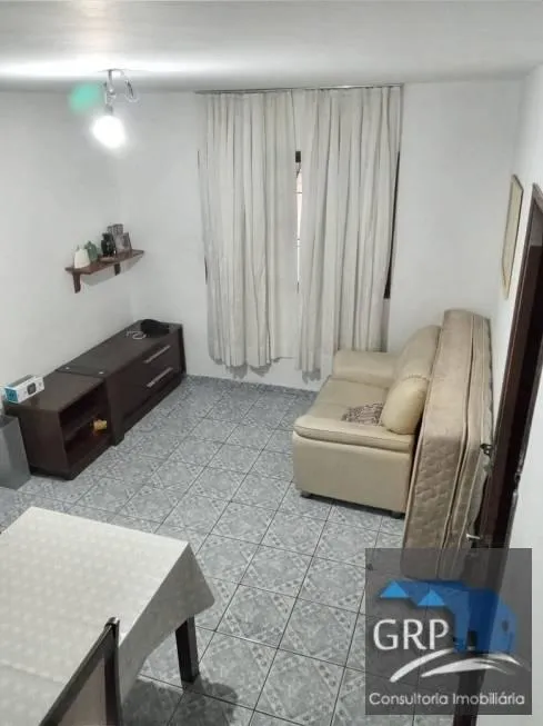 Foto 1 de Sobrado com 2 Quartos à venda, 125m² em Jardim Mirna, Taboão da Serra