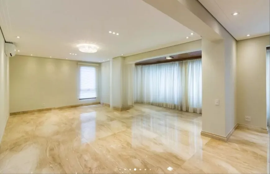 Foto 1 de Apartamento com 4 Quartos à venda, 202m² em Santana, São Paulo