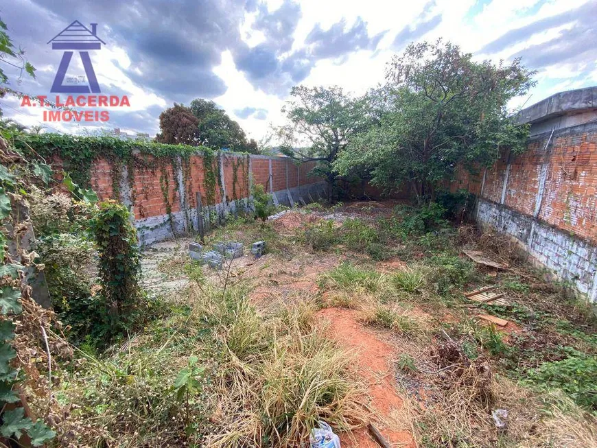 Foto 1 de Lote/Terreno à venda, 360m² em Major Prates, Montes Claros