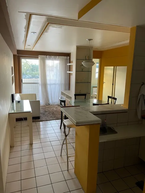 Foto 1 de Apartamento com 3 Quartos à venda, 60m² em Prado, Recife