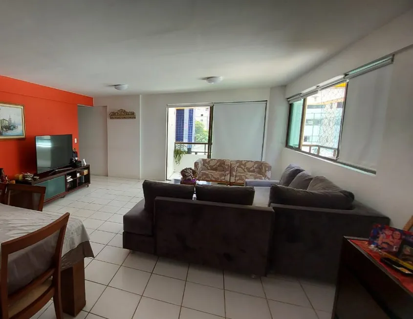 Foto 1 de Apartamento com 4 Quartos à venda, 155m² em Pina, Recife