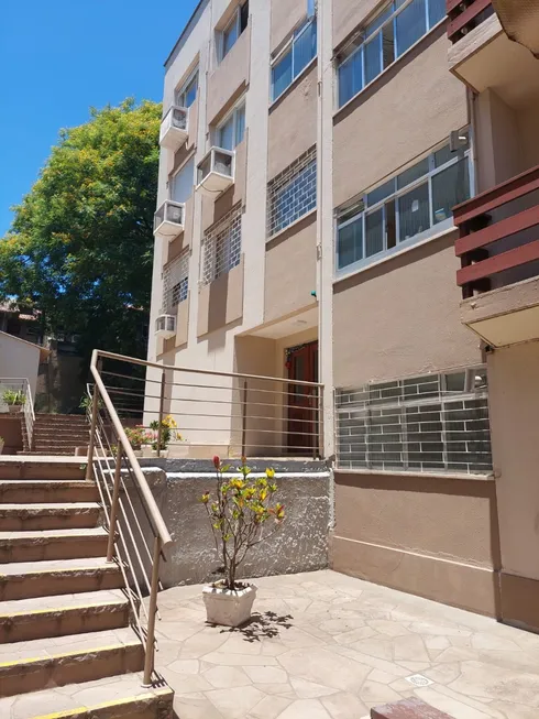 Foto 1 de Apartamento com 1 Quarto à venda, 68m² em Vila Assunção, Porto Alegre