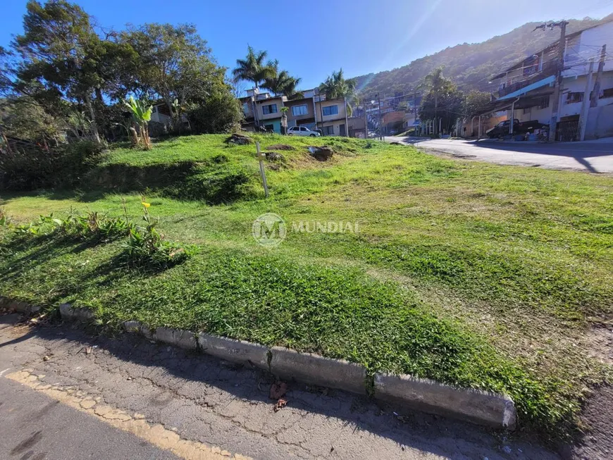 Foto 1 de Lote/Terreno à venda, 400m² em Nacoes, Balneário Camboriú