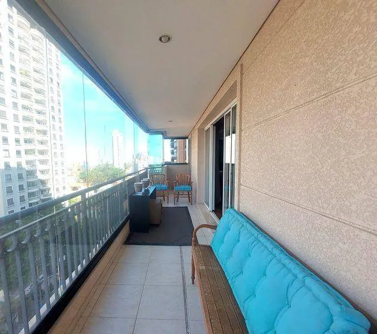 Foto 1 de Apartamento com 3 Quartos à venda, 210m² em Vila Mariana, São Paulo
