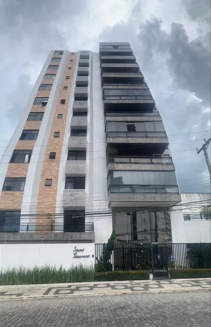 Foto 1 de Apartamento com 4 Quartos à venda, 200m² em Centro, Campos dos Goytacazes