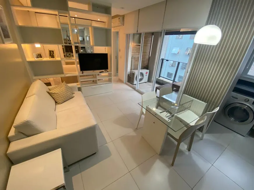 Foto 1 de Flat com 1 Quarto para alugar, 45m² em Paraíso, São Paulo