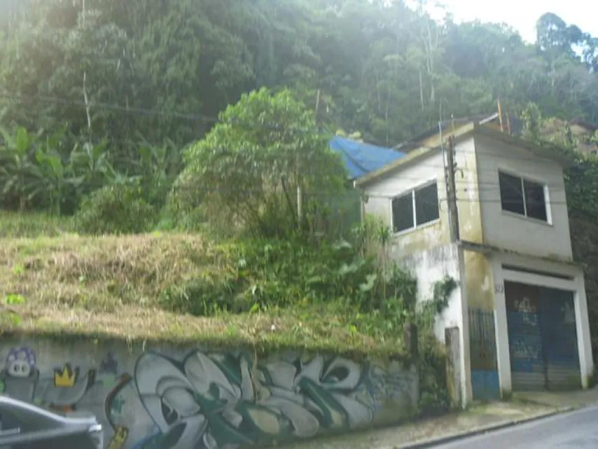 Foto 1 de Lote/Terreno à venda, 3000m² em Castelanea, Petrópolis