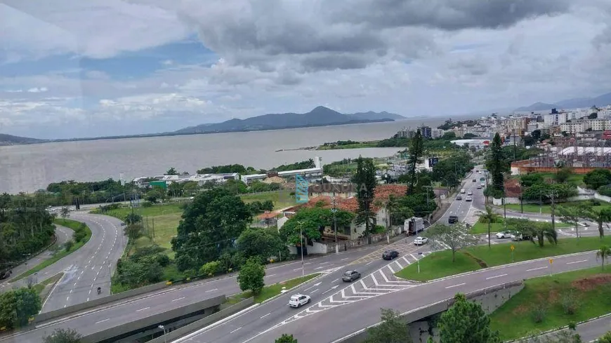 Foto 1 de Apartamento com 3 Quartos à venda, 109m² em Estreito, Florianópolis