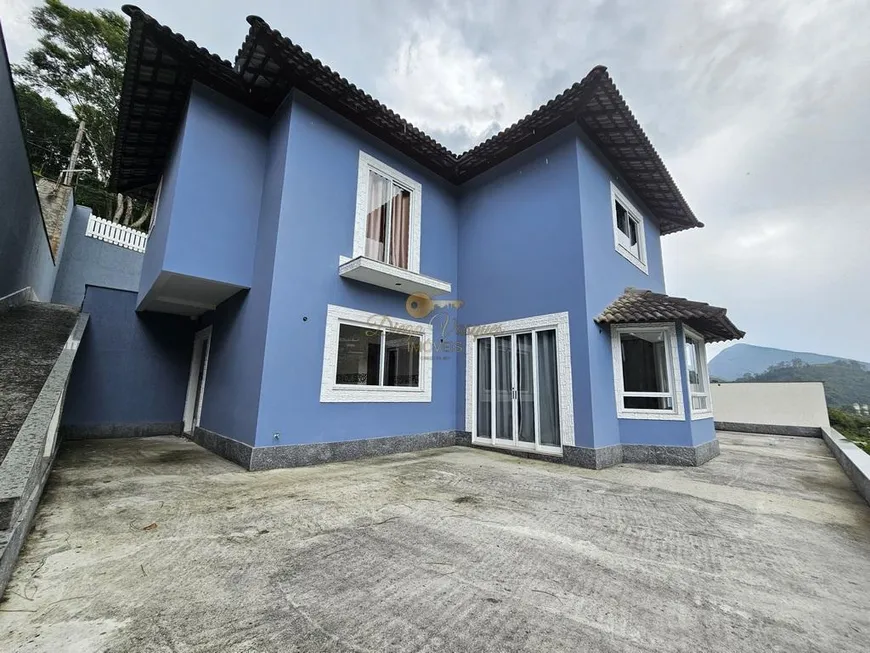 Foto 1 de Casa com 3 Quartos à venda, 275m² em Prata, Teresópolis