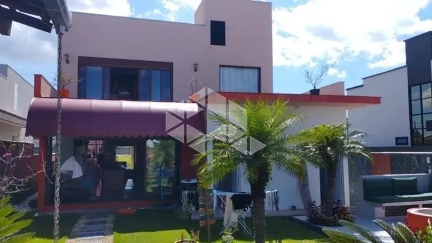 Foto 1 de Casa de Condomínio com 3 Quartos à venda, 250m² em Centro, Camboriú