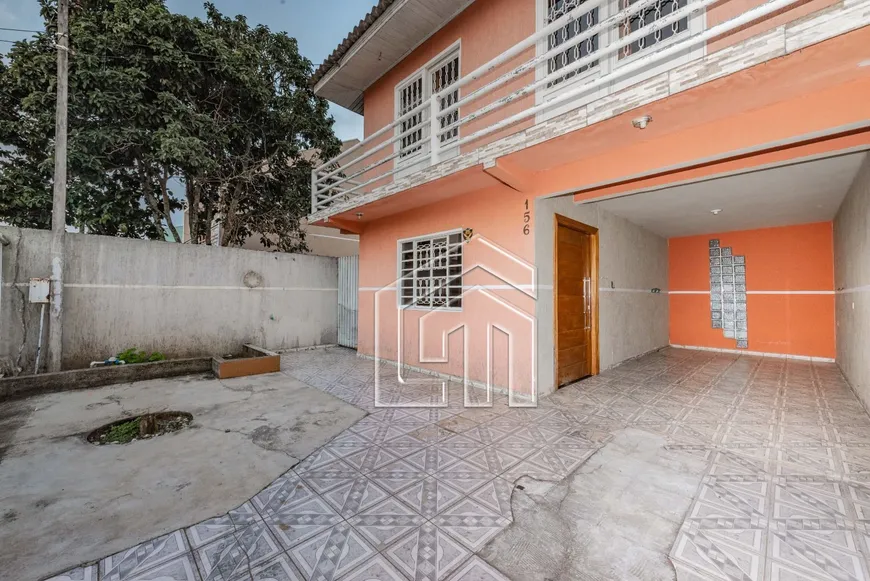 Foto 1 de Casa com 3 Quartos à venda, 155m² em Bairro Novo, Curitiba