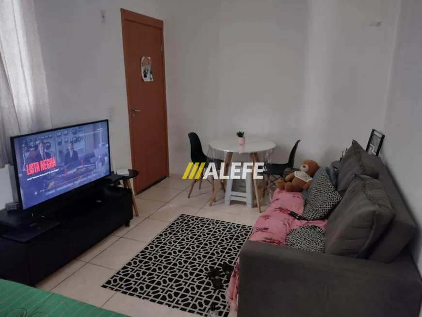 Foto 1 de Apartamento com 2 Quartos à venda, 44m² em Laranjal, São Gonçalo