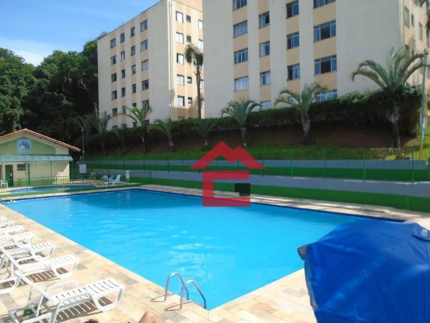 Foto 1 de Apartamento com 2 Quartos à venda, 53m² em Jardim Caiapia, Cotia