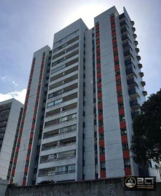 Foto 1 de Apartamento com 3 Quartos à venda, 144m² em Encruzilhada, Recife